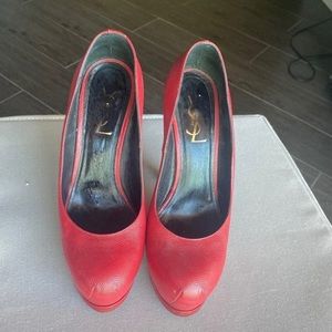 Saint Laurent Pumps